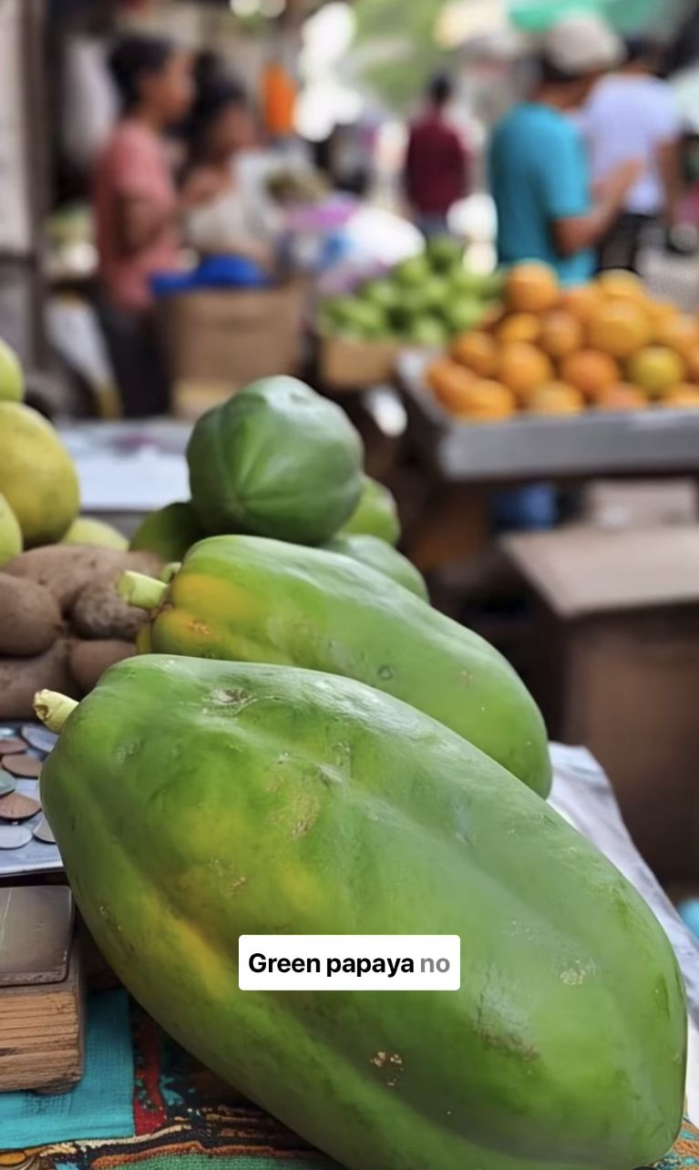 Bule Ini Takjub Banyak Makanan India Pakai Bahan Mentah