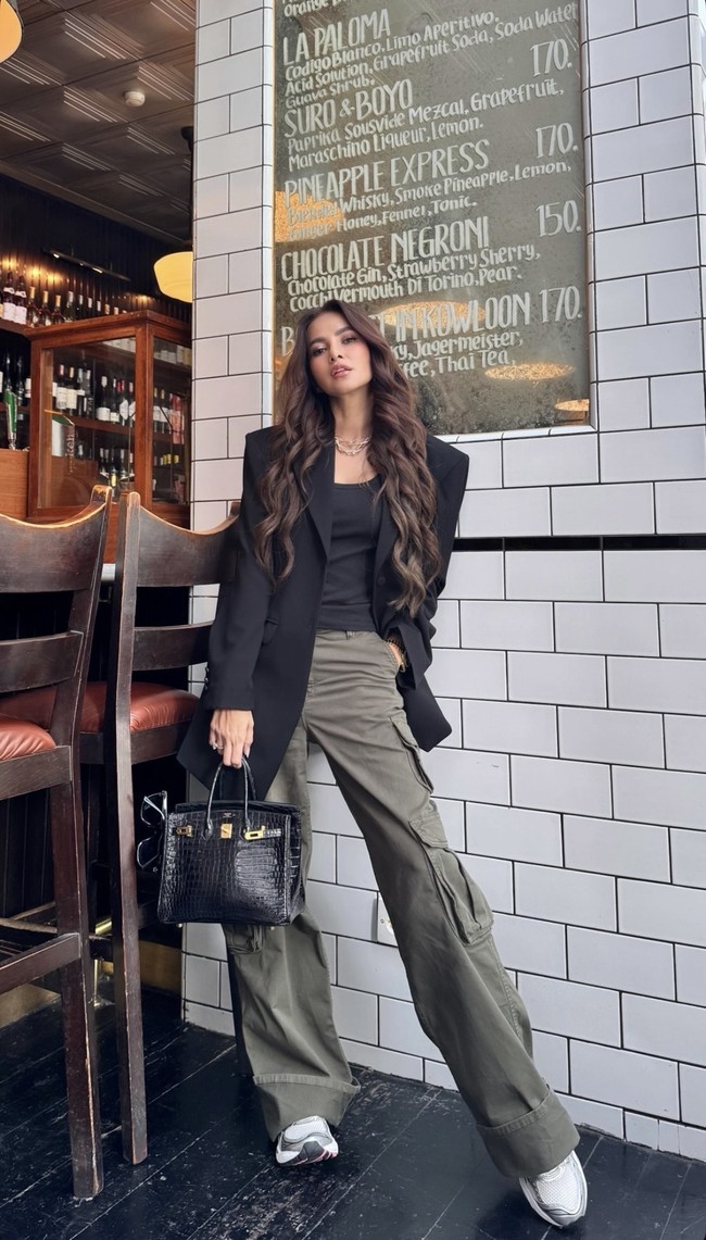 Dalam unggahan close friends di Instagram Story, Olla mencurahkan isi hatinya. Ia mengaku menerima banyak komentar negatif atas keputusannya. “Pilihan dalam hidup sering datang diam-diam, tidak selalu disertai tanda atau kepastian… Tapi hidup bukan tentang memastikan semua keputusan benar. Hidup adalah tentang berani memilih, belajar dari yang salah, dan terus bergerak meski hati masih gemetar,” tulisnya. Foto: Dok. Instagram @ollaramlan.