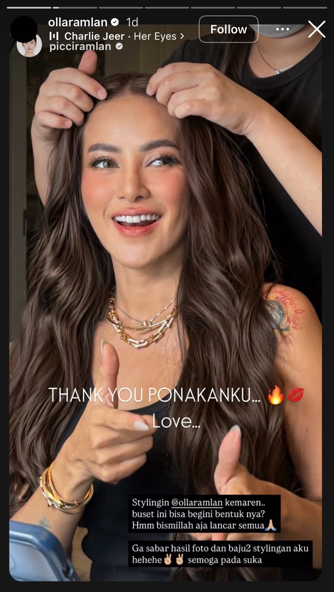 Masih dalam postingan di closed friend Instagram Story, Olla Ramlan mengungkapkan permintaan maaf kepada ibunda. Maafkan Olla Ma, jika Olla belum menjadi seseorang yang bisa mama banggakan atau jika Olla membuat mama sedih dalam perjalanan hidup ini. Tapi seberapa pun Olla merasa tersesat atau terjatuh. Olla tahu mama akan selalu ada mendukung dan percaya pada Olla, bahkan Olla sendiri kesulitan untuk percaya pada diri sendiri. I love you mom, tulisnya. Foto: Dok. Instagram @ollaramlan.