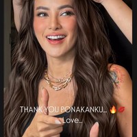 Masih dalam postingan di closed friend Instagram Story, Olla Ramlan mengungkapkan permintaan maaf kepada ibunda. Maafkan Olla Ma, jika Olla belum menjadi seseorang yang bisa mama banggakan atau jika Olla membuat mama sedih dalam perjalanan hidup ini. Tapi seberapa pun Olla merasa tersesat atau terjatuh. Olla tahu mama akan selalu ada mendukung dan percaya pada Olla, bahkan Olla sendiri kesulitan untuk percaya pada diri sendiri. I love you mom, tulisnya. Foto: Dok. Instagram @ollaramlan.