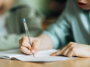20 Contoh Soal TKA SMP Bahasa Indonesia Plus Jawaban, Yuk Latihan!