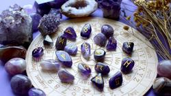 Ramalan Zodiak 11 Agustus: Capricorn Introspeksi Diri, Pisces Hilangkan Amarah