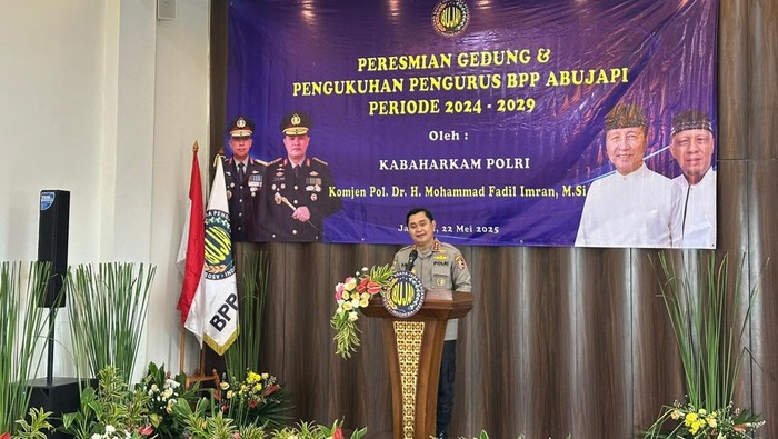 Kabaharkan Polri Komjen Fadil Imran.
