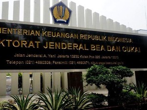 Pejabat Bea Cukai Pusat Diperiksa KPK!