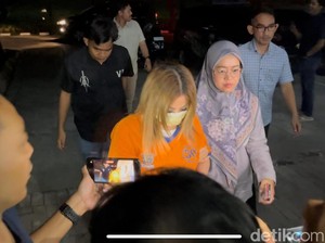 Dalih Diana Tak Kembalikan Ijazah karena Eks Karyawan Resign Tiba-tiba