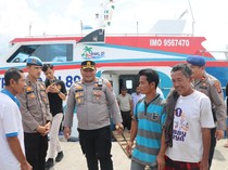 Hilang Sepekan di Laut gegara Mesin Rusak, 2 Nelayan Nisel Ditemukan di Sumbar