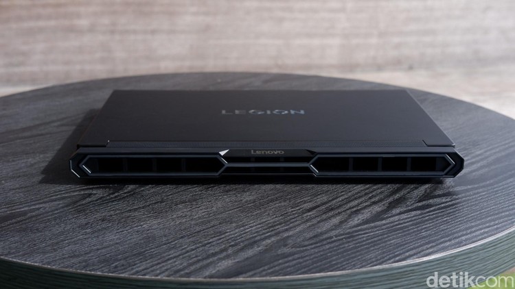 Lenovo Legion Pro 7i