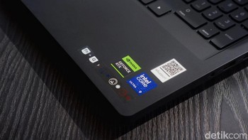 Performa Lenovo Legion Pro 7i ditenagai prosesor Intel Core Ultra 9 275HX yang dipadukan dengan kartu grafis Nvidia GeForce RTX 50 series dan RAM hingga 32GB. Foto: Adi Fida Rahman/detikINET