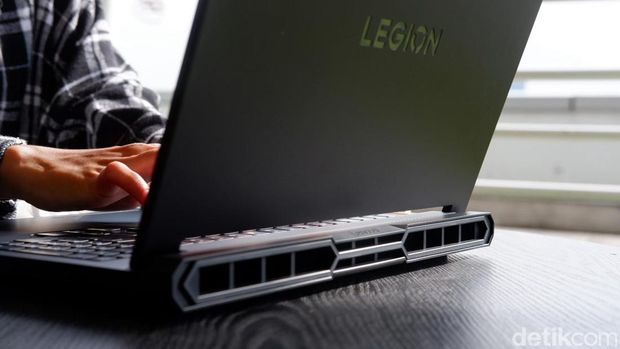 Lenovo Legion Pro 7i