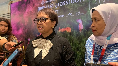 Mantan Menlu, Retno Lestari Priansari Marsudi, saat menghadiri The 2025 Asia Grassroots Forum di Nusa Dua, Badung, Bali, Kamis (22/5/2025). (Fabiola Dianira/detikBali)