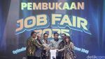 Menaker Buka Job Fair, Ribuan Pencari Kerja Serbu Lowongan
