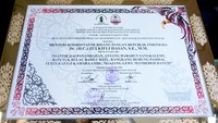 Setelah mendapat gelar kehormatan adat Dayak Kalimantan Tengah, maka Zulhas sudah dianggap bagian dari Keluarga Besar Masyarakat Hukum Adat Dayak Kalimantan Tengah yang menjunjung tinggi nilai-nilai ‘BELOM BAHADAT’ sesuai filosofi ‘HUMA BETANG’. 