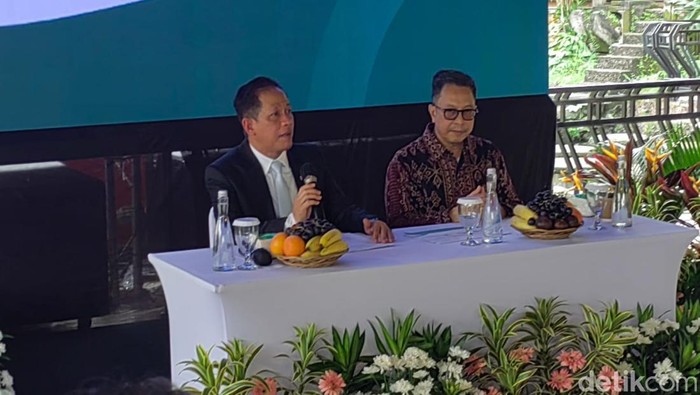 Menteri Lingkungan Hidup (LH) Hanif Faisol Nurofiq