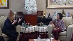 Momen Akrab Sri Mulyani dengan Bos Freeport