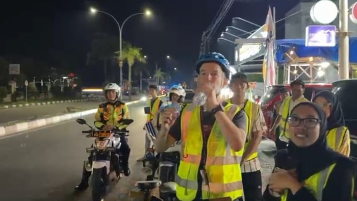 Panitia mendatangkan ahli dari Wolrd Athletics untuk mengukur panjang lintasan Riau Bhayangkara Run 2025.