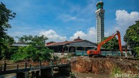 Nantinya di lokasi itu akan dipasangkan Steel Sheet Pile (SSP) di sisi kanan sungai untuk memperkuat tanggul.  