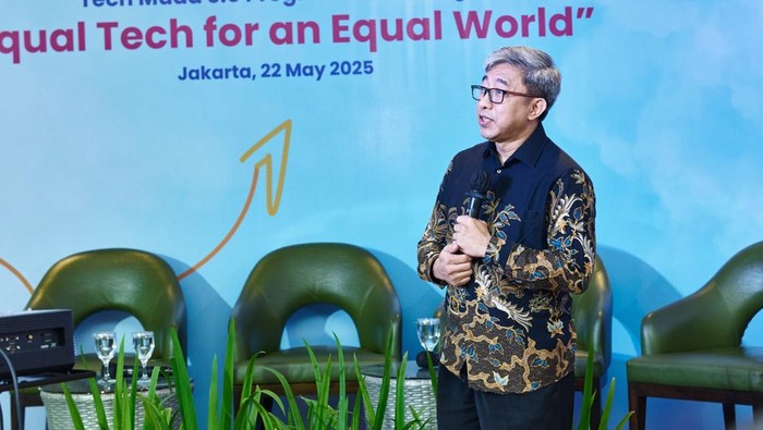 Peneliti sekaligus Managing Director Freshminds Indonesia, Hartono Zhuang. Peneliti sekaligus Managing Director Freshminds Indonesia, Hartono Zhuang beberkan tiga profesi yang mau dan tidak tergantikan oleh AI.