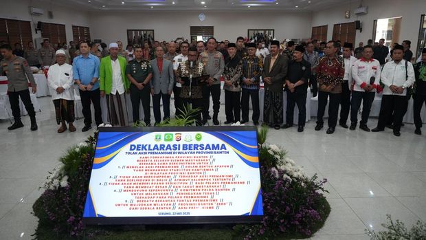 Polda Banten menggelar diskusi soal fenomena premanisme dengan modus ormas. Dalam acara juga digelar deklarasi menolak aksi premanisme di Banten. (dok Istimewa)