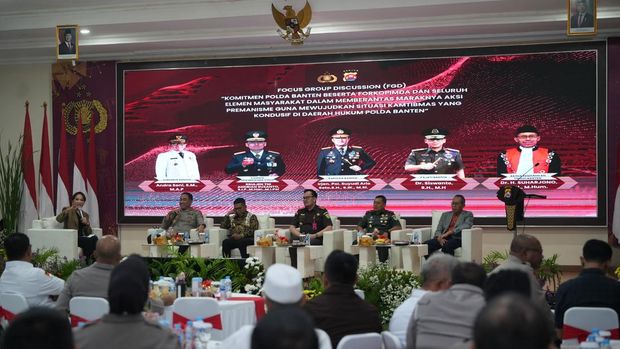 Polda Banten menggelar diskusi soal fenomena premanisme dengan modus ormas. Dalam acara juga digelar deklarasi menolak aksi premanisme di Banten. (dok Istimewa)