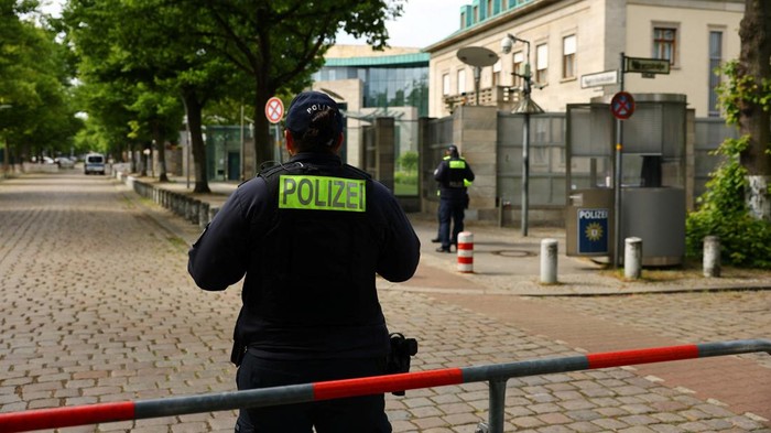 Polisi Perketat Pengamanan Kedutaan Israel di Berlin Polisi Jerman menjaga ketat Kedutaan Israel di Berlin, Kamis (22/5/2025). Pengamanan ditingkatkan menyusul situasi keamanan regional yang memanas.