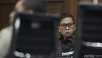 Potret Eks Kader PDIP Saiful Bahri jadi Saksi dalam Sidang Hasto Kristiyanto