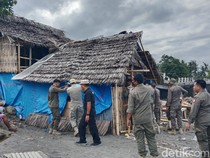 Puluhan Kios Pedagang di Pantai Labuhan Haji Dibongkar Aparat