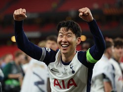 Tottenham Hotspur kabarnya akan menjual Son Heung-min setelah tur ke Asianya selesai di musim panas ini (REUTERS/Isabel Infantes)