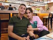 Momen Ussy Sulistiawaty Masak dan Makan Bareng Andhika