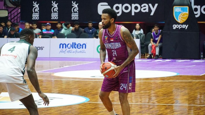 Pemain Hangtuah Jakarta Adonys Henriquez