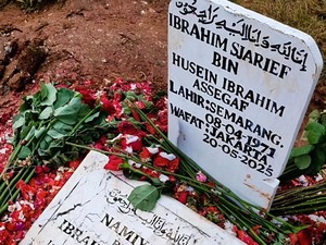 Ungkapan Duka Najwa Shihab Usai Sang Suami Satu Lahad dengan Putrinya