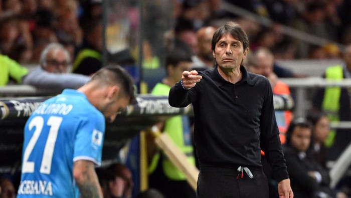 Soccer Football - Serie A - Parma v Napoli - Stadio Ennio Tardini, Parma, Italy - May 18, 2025 Napoli coach Antonio Conte REUTERS/Alberto Lingria