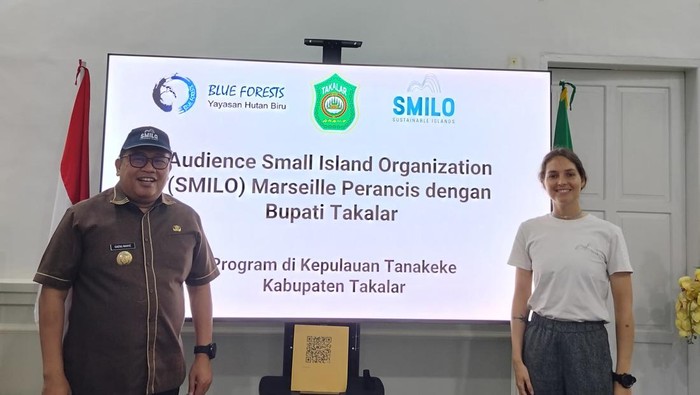Bupati Takalar Mohammad Firdaus saat menerima kunjungan tim SMILO Prancis. Dokumen Istimewa
