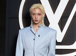 Foto: Felix Stray Kids Terlihat Unreal di Prancis, Ganteng Sekaligus Cantik