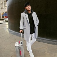 Rimowa menunjuk Jay Chou sebagai brand ambassador tahun lalu. “Ritme perjalanan itu seperti melodi. Bisa cepat, bisa perlahan,” ujar Chou dalam narasi berbahasa Mandarin saat muncul pada kampanye pertamanya. (Foto: Instagram/@jaychou)