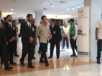 Wapres Gibran Tinjau Makkah Route Bandara Adi Soemarmo, Sapa Jemaah Haji