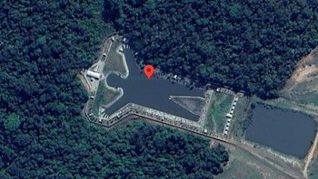 Koordinat: 21°4818.5″S 49°0523.9″W (São Paulo, Brasil) Danau ini tampak seperti orang yang berbaring tengkurap, dengan lengan terentang. Disengaja atau tidak, ini adalah salah satu penemuan yang anehnya memuaskan yang membuat Anda menghargai betapa aneh dan menakjubkannya alam atau perencanaan kota. Foto: Boredpanda
