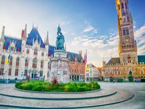 Dewan Kota Bruges Murka Batu Jalanan Dijadikan Oleh-Oleh Turis