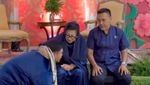 Jelang Pergi Haji, Ivan Gunawan Cium Kaki Ibunda