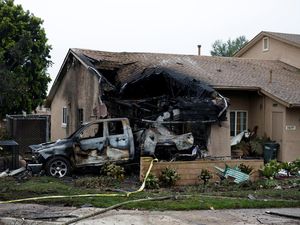 Jet Pribadi Jatuh dan Meledak di Pemukiman Militer San Diego
