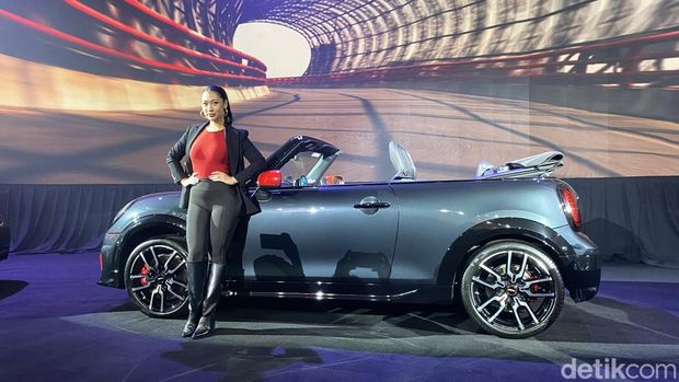 John Cooper Works terbaru