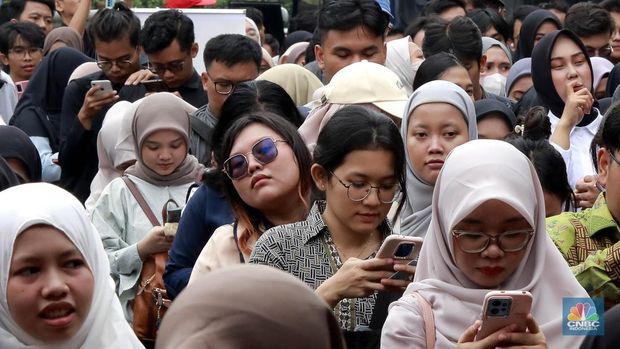 Kementerian Ketenagakerjaan (Kemnaker) menggelar Job Fair Kemnaker 2025 yang diselenggarakan pada 22-23 Mei 2025 di Gedung Kemnaker, Jakarta Selatan. (CNBC Indonesia/Muhammad Sabki)