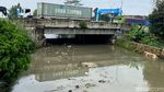 Sungai Cinambo Bandung yang Berhias Sampah