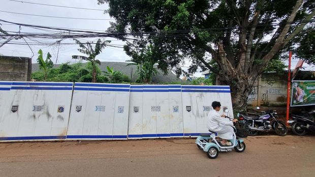Kondisi Terkini Tanggul Jebol di Jaksel, Mulai Dibangun Kembali