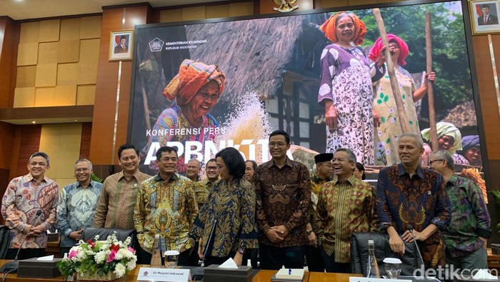 Konferensi pers APBN Kita