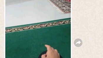 Chat saat sedang sholat... Foto: X.com