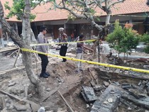 Hendak Ambil Minum, Kuli Asal Jember Tewas Tertimpa Tembok di Denpasar