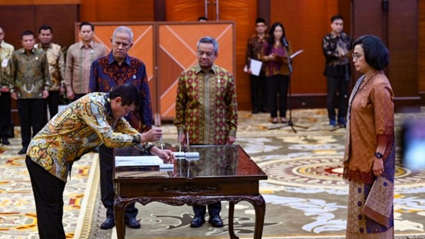 Momen Sri Mulyani Lantik Dirjen Bea Cukai-Dirjen Pajak Pilihan Prabowo