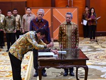 Momen Sri Mulyani Lantik Dirjen Bea Cukai-Dirjen Pajak Pilihan Prabowo