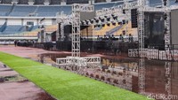 Panggung itu akan digunakan sejumlah pengisi acara saat perayaan gelar juara Persib.