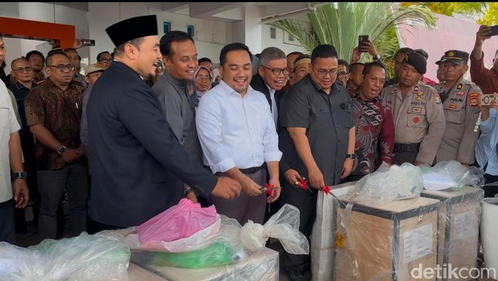 Pelepasan logsitik PSU Pilkada Palopo.